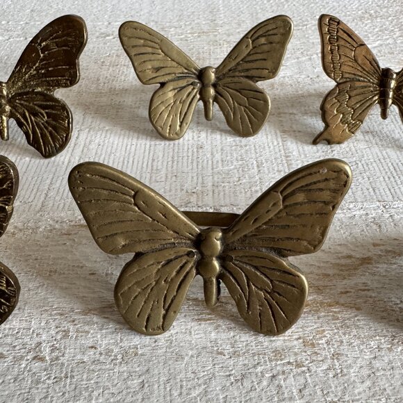 Mixed Set of Six Vintage Brass Butterfly Napkin Ring Holders - Picture 3 of 10